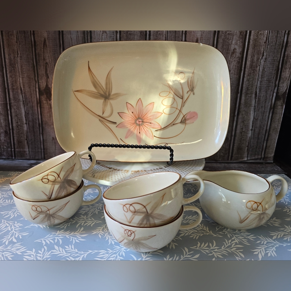 Winfield China Flower Pattern Discontinued 6 Piece - 24B
